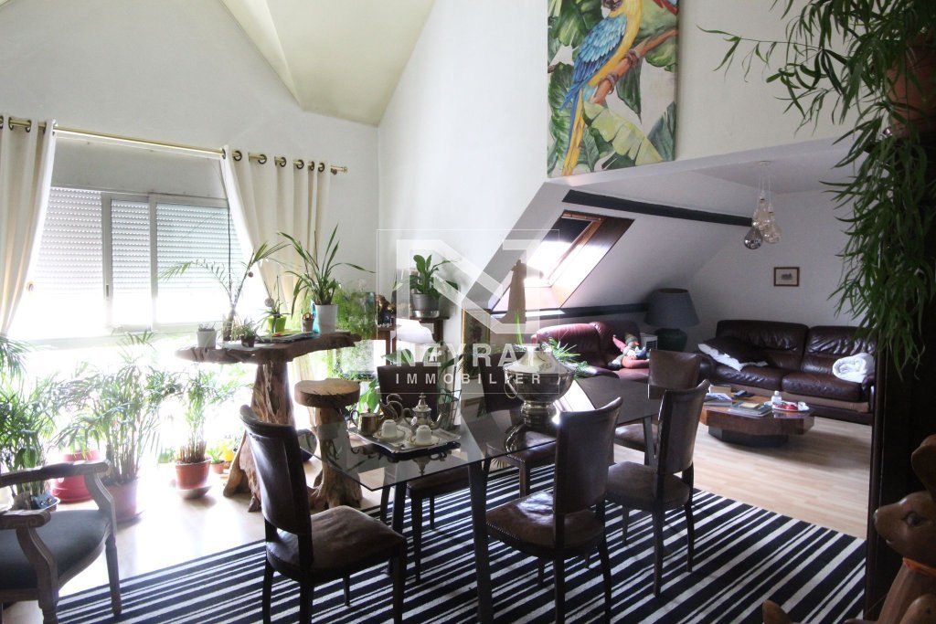 Appartement T3 76 m  Louhans