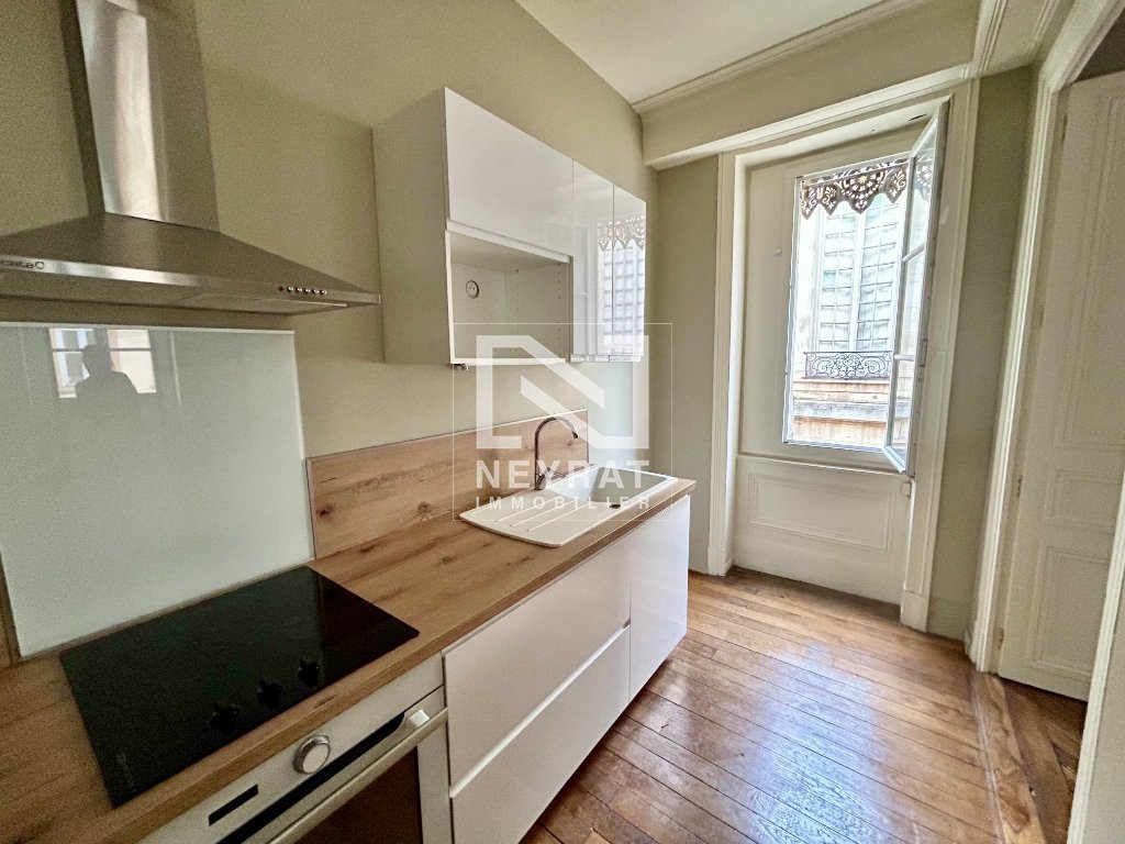 T2 r�nov� situ� au centre-ville de M�con