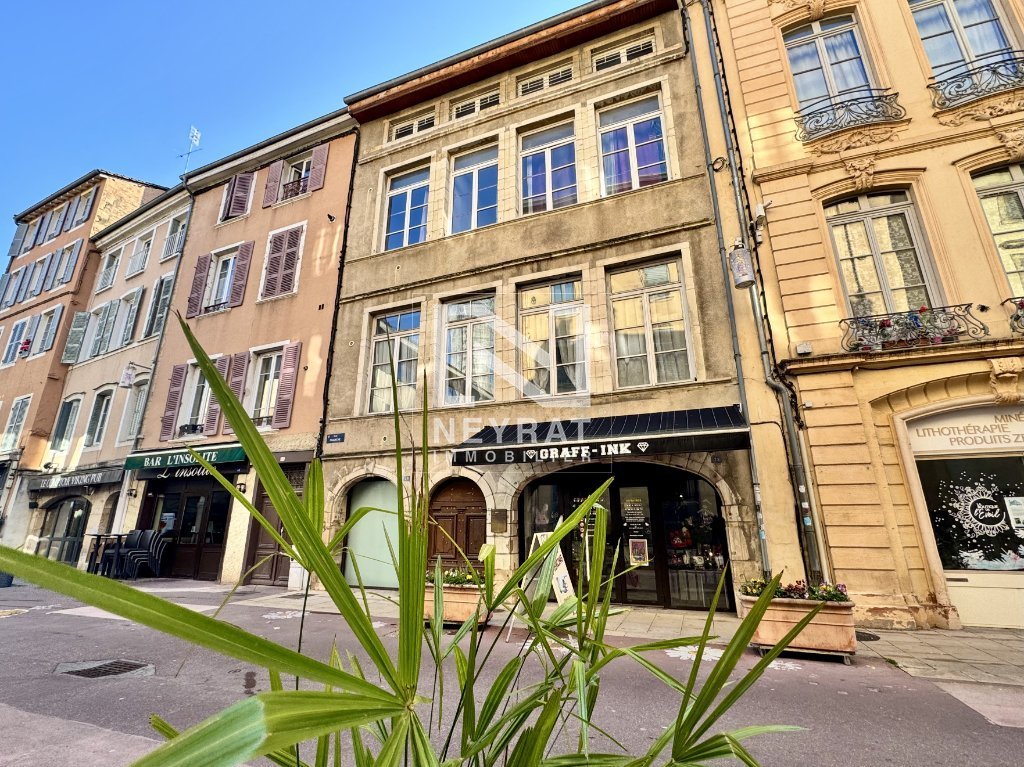 Cachet et confort pour ce T2 au centre de Mâcon
