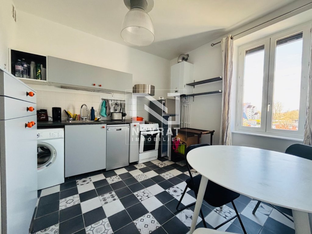 APPARTEMENT T2 A VENDRE - MONTCEAU LES MINES - 57 m2 - 75�000�&euro;