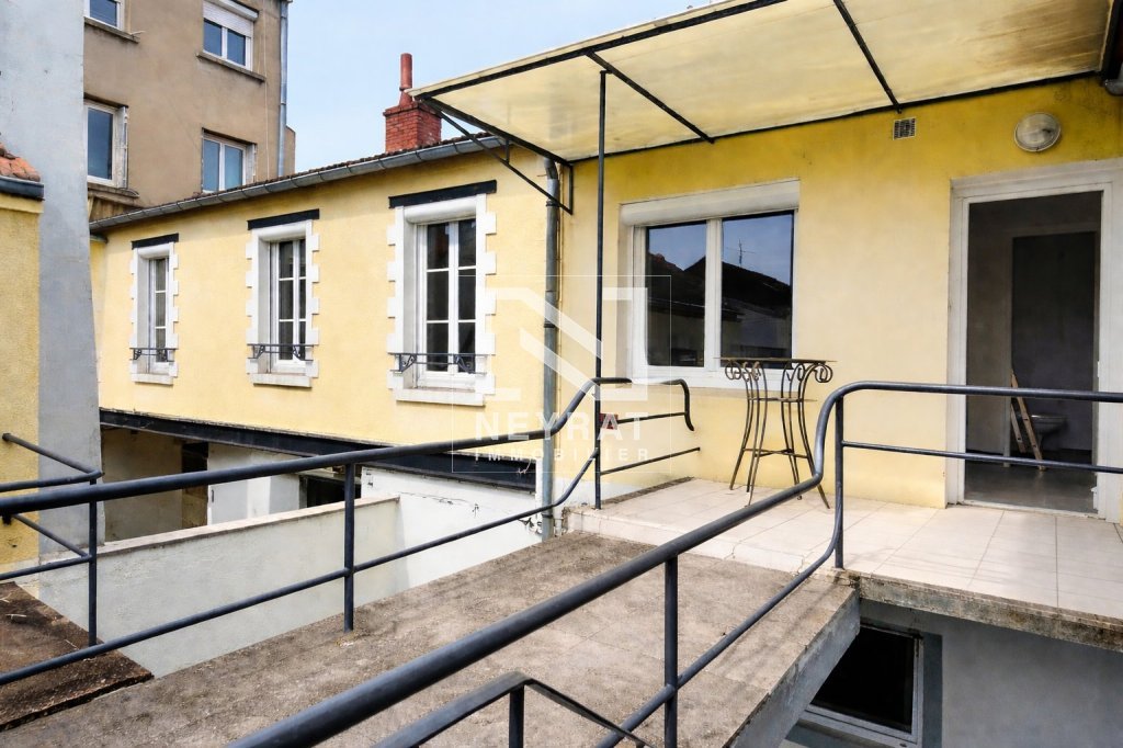 APPARTEMENT T2 A VENDRE - MONTCEAU LES MINES - 73 m2 - 75 000 &euro;