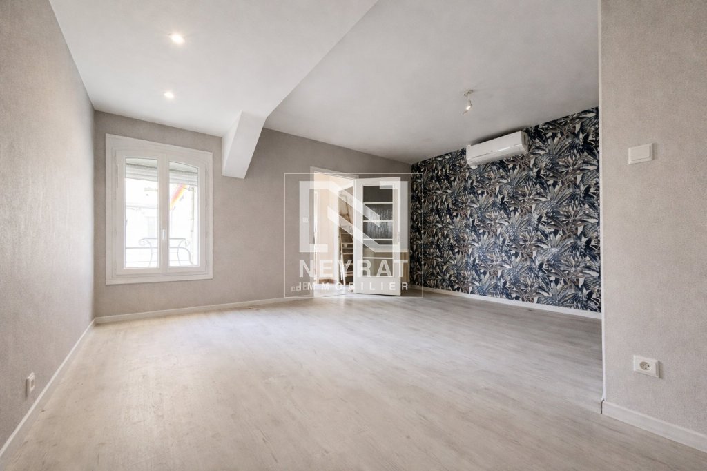 APPARTEMENT T2 A VENDRE - MONTCEAU LES MINES - 73 m2 - 75 000 &euro;