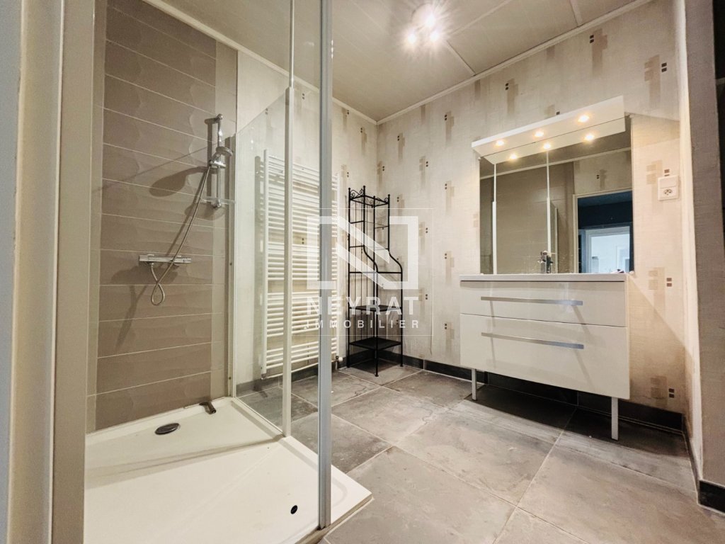APPARTEMENT T2 A VENDRE - MONTCEAU LES MINES - 73 m2 - 75 000 &euro;