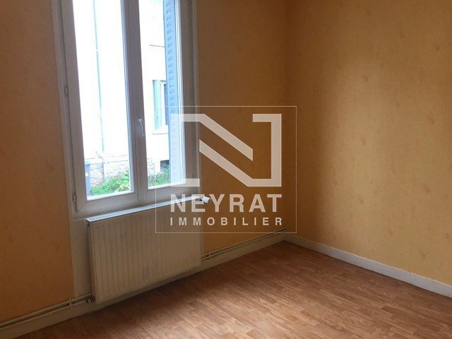 APPARTEMENT T3 - AUTUN - 65 m2 - LOU&Eacute;