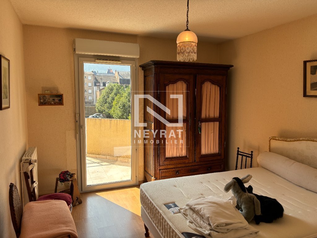 APPARTEMENT T3 A LOUER - AUTUN - 73.54 m2 - 660 &euro; charges comprises par mois