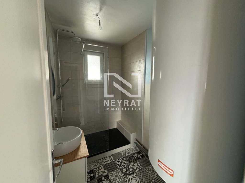 APPARTEMENT T3 A LOUER - AUTUN - 57 m2 - 570 &euro; charges comprises par mois