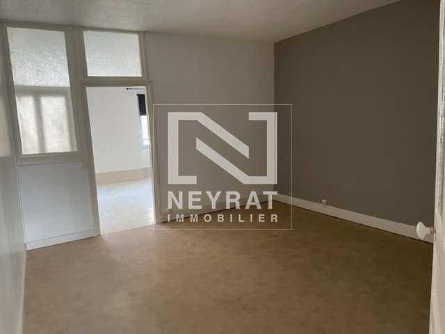 APPARTEMENT T3 A LOUER - AUTUN - 91.1 m2 - 518€ charges comprises par mois