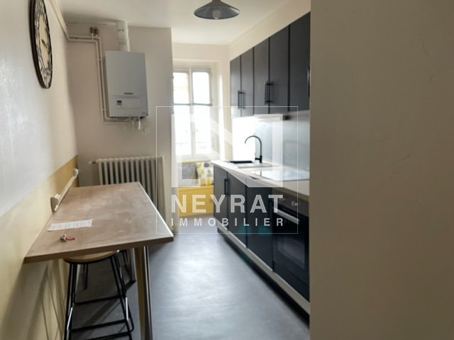 APPARTEMENT T3 A LOUER - AUTUN - 91.1 m2 - 518€ charges comprises par mois