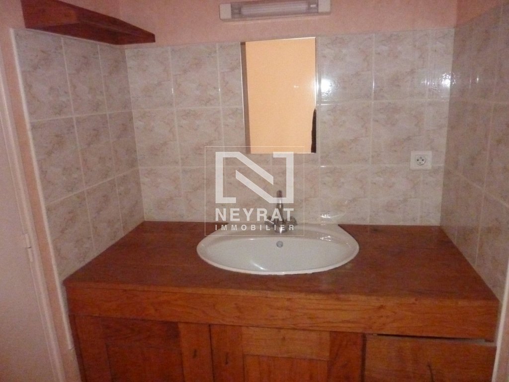 APPARTEMENT T3 A LOUER - AUTUN - 57.31 m2 - 430�&euro; charges comprises par mois