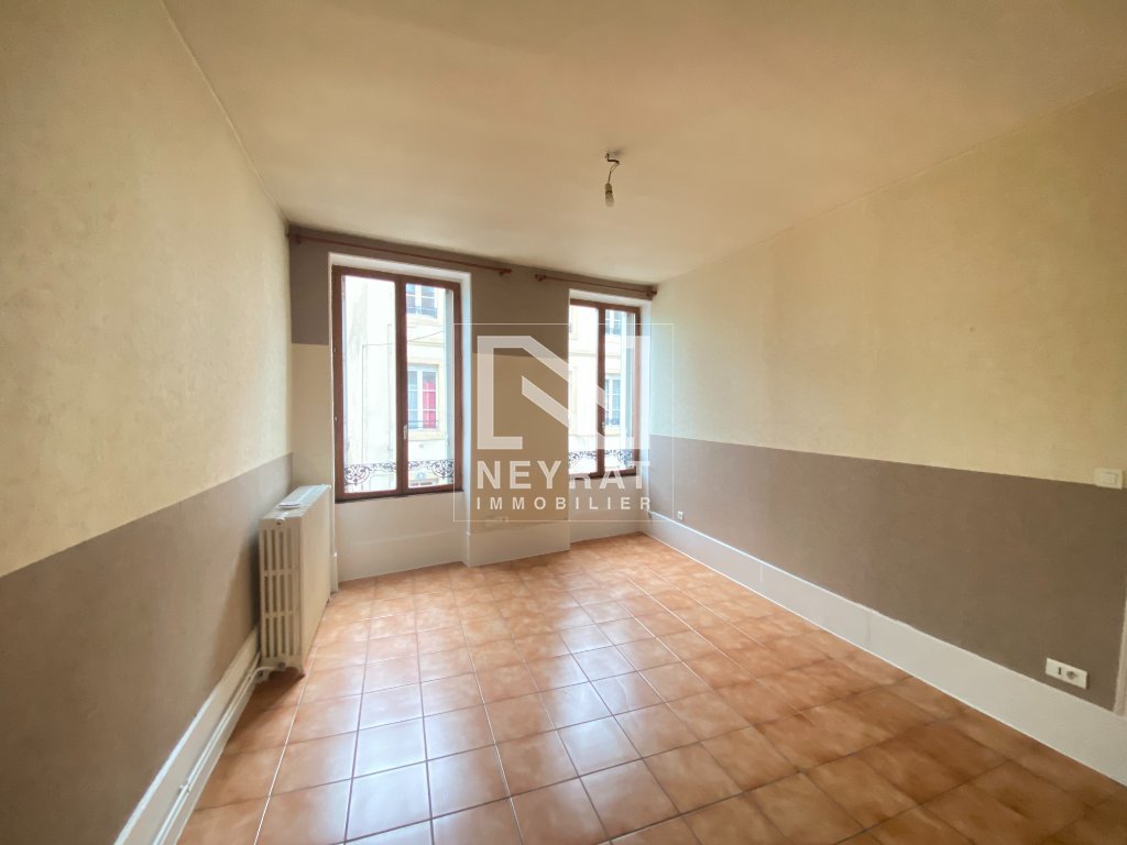 APPARTEMENT T3 A LOUER - AUTUN - 52,55 m2 - 425 € charges comprises par mois