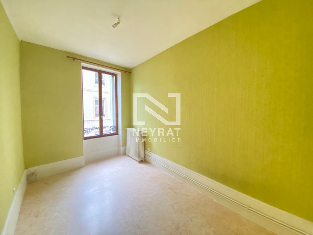 APPARTEMENT T3 A LOUER - AUTUN - 52,55 m2 - 425 € charges comprises par mois