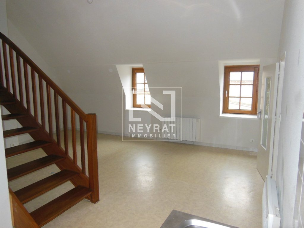 APPARTEMENT T3 - AUXONNE - 63.77 m2 - LOU&Eacute;