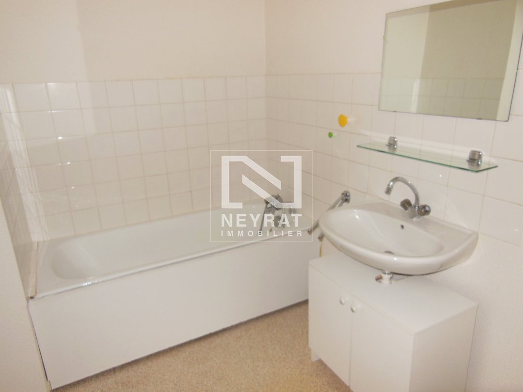 APPARTEMENT T3 - AUXONNE - 63.77 m2 - LOU&Eacute;