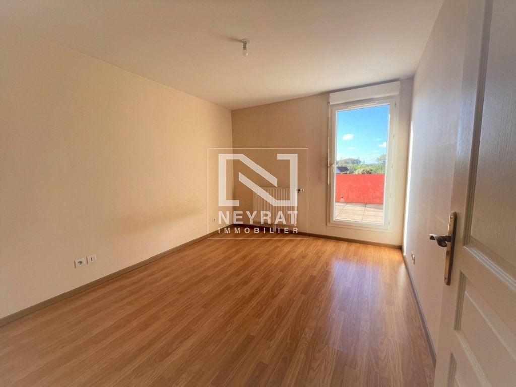 APPARTEMENT T3 - AUXONNE - 76.25 m2 - LOU&Eacute;