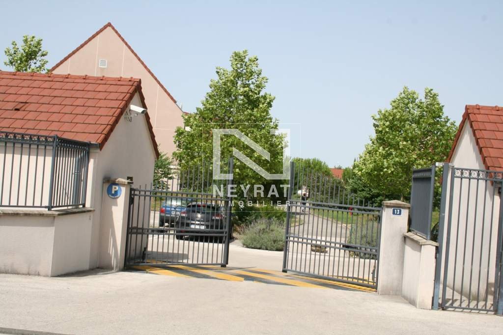 APPARTEMENT T3 - BEAUNE PROCHE GARE - 58.5 m2 - LOU&Eacute;