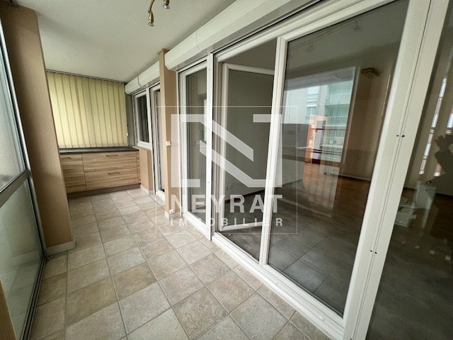 APPARTEMENT T3 A LOUER - BEAUNE - 80.93 m2 - 770 &euro; charges comprises par mois