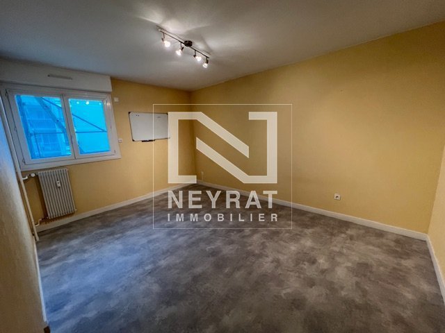 APPARTEMENT T3 A LOUER - BEAUNE - 80.93 m2 - 770 &euro; charges comprises par mois