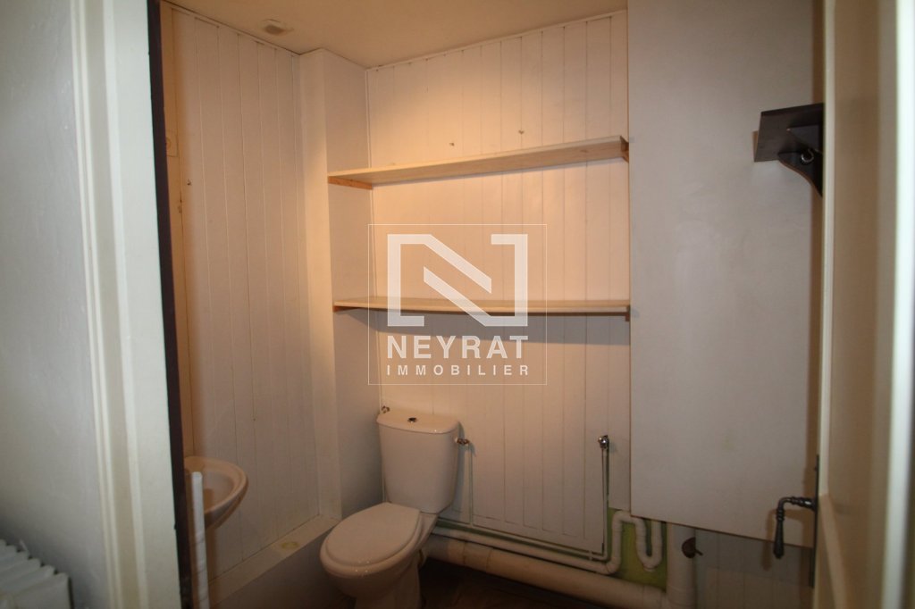 APPARTEMENT T3 A LOUER - BEAUNE - 66.33 m2 - 715 &euro; charges comprises par mois