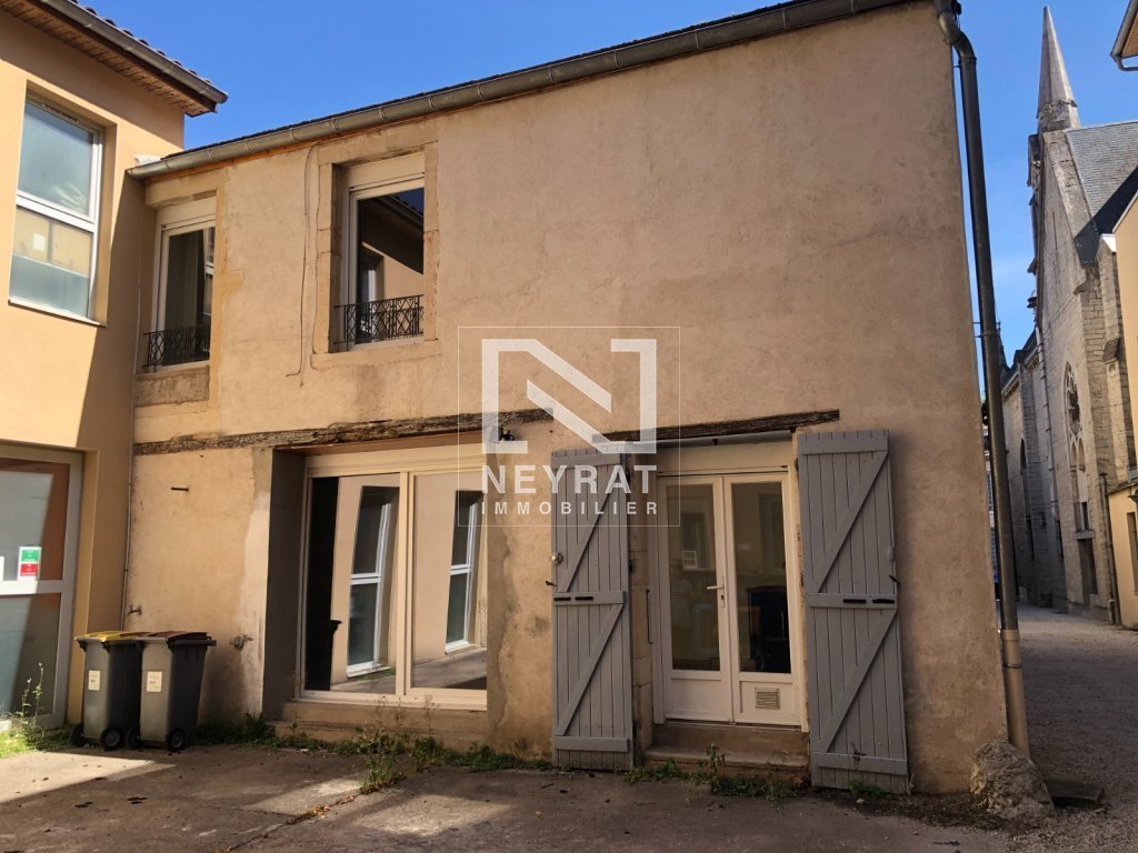 APPARTEMENT T3 A LOUER - BEAUNE - 66.33 m2 - 715 &euro; charges comprises par mois