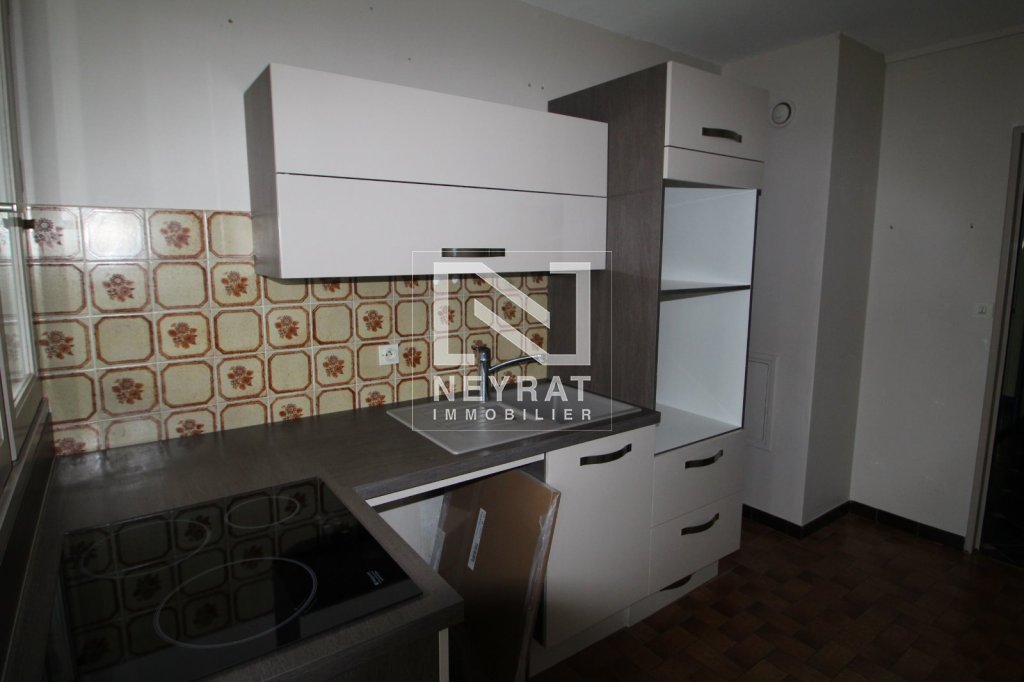 APPARTEMENT T3 - BEAUNE - 70.89 m2 - LOU&Eacute;