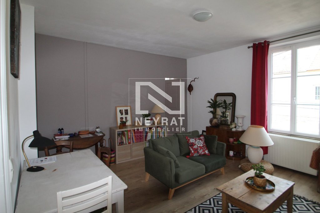 APPARTEMENT T3 A LOUER - BEAUNE - 61.81 m2 - 650 &euro; charges comprises par mois