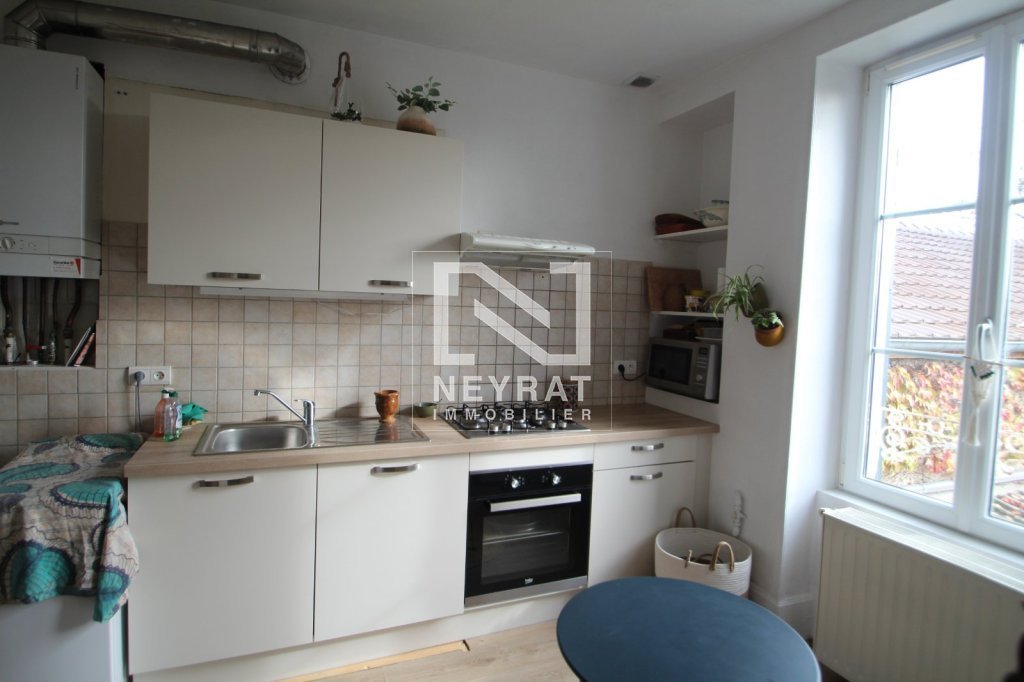 APPARTEMENT T3 A LOUER - BEAUNE - 61.81 m2 - 650 &euro; charges comprises par mois