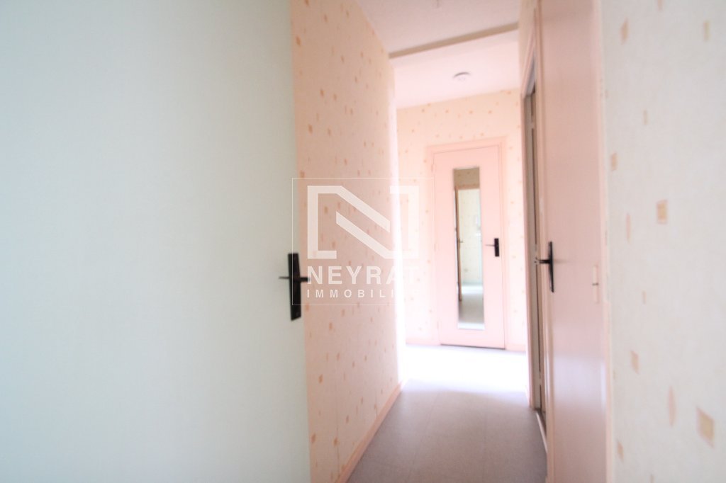 APPARTEMENT T3 A LOUER - CHAGNY - 58.65 m2 - 732�&euro; charges comprises par mois