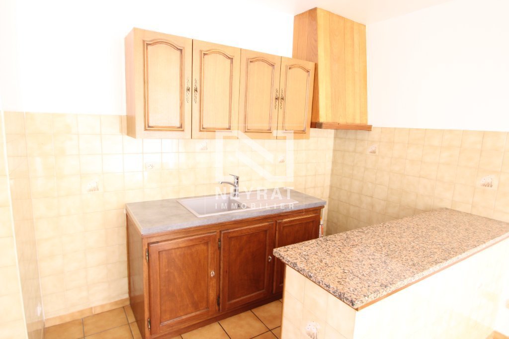 APPARTEMENT T3 A LOUER - CHAGNY - 52.46 m2 - 510�&euro; charges comprises par mois