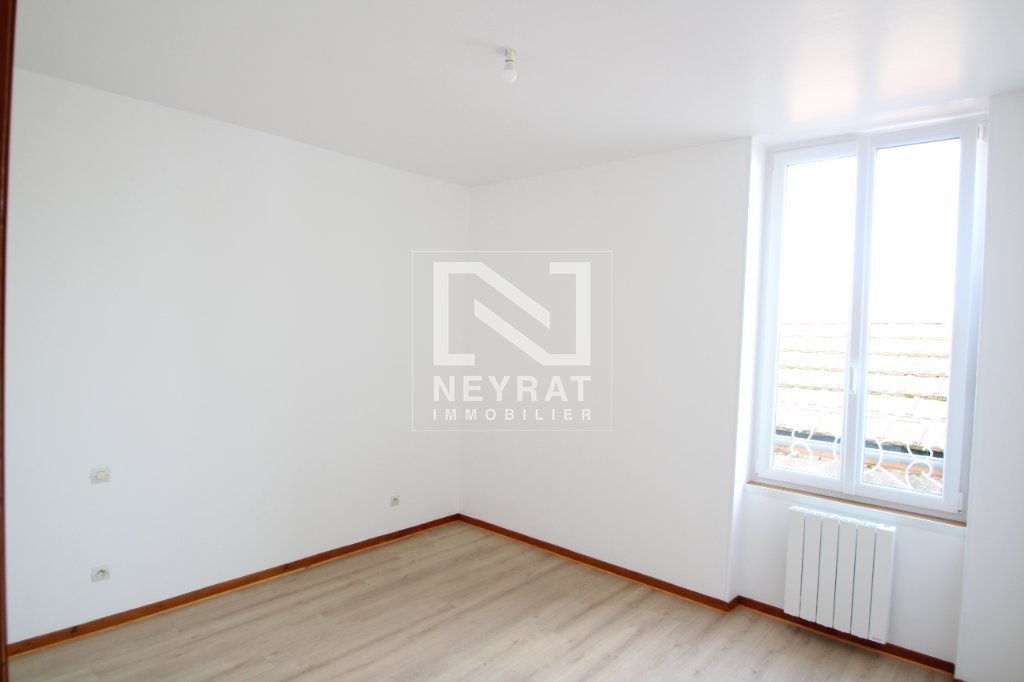 APPARTEMENT T3 A LOUER - CHAGNY - 52.46 m2 - 510�&euro; charges comprises par mois