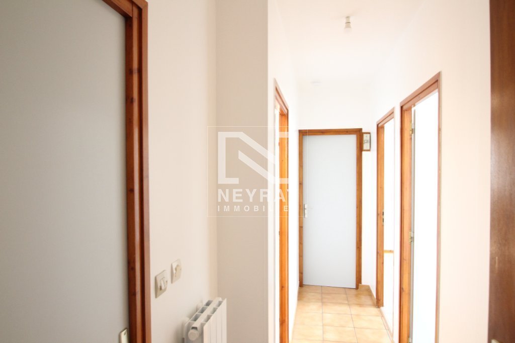 APPARTEMENT T3 A LOUER - CHAGNY - 52.46 m2 - 510�&euro; charges comprises par mois