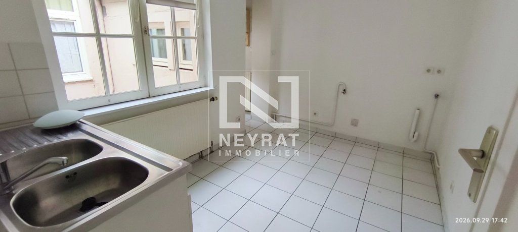 APPARTEMENT T3 A LOUER - CHALON SUR SAONE CENTRE VILLE - 75 m2 - 610 &euro; charges comprises par mois