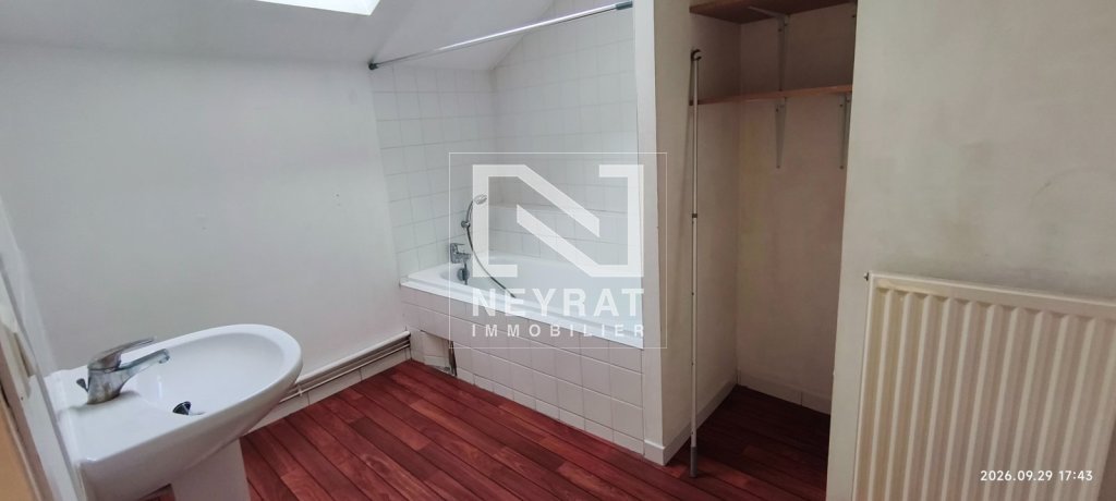 APPARTEMENT T3 A LOUER - CHALON SUR SAONE CENTRE VILLE - 75 m2 - 610 &euro; charges comprises par mois