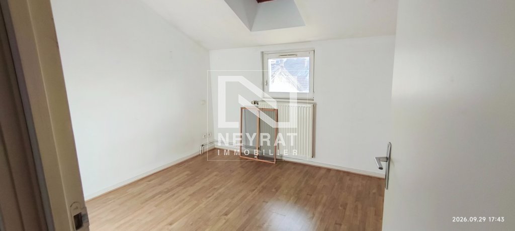 APPARTEMENT T3 A LOUER - CHALON SUR SAONE CENTRE VILLE - 75 m2 - 610 &euro; charges comprises par mois