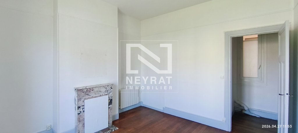 APPARTEMENT T3 - CHALON SUR SAONE PROCHE GARE - 72.81 m2 - LOU&Eacute;