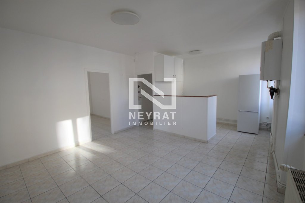 APPARTEMENT T3 - CHALON SUR SAONE - 59 m2 - LOU&Eacute;