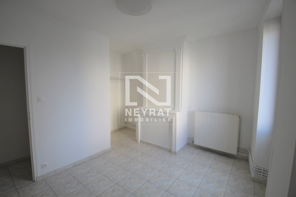 APPARTEMENT T3 - CHALON SUR SAONE - 59 m2 - LOU&Eacute;