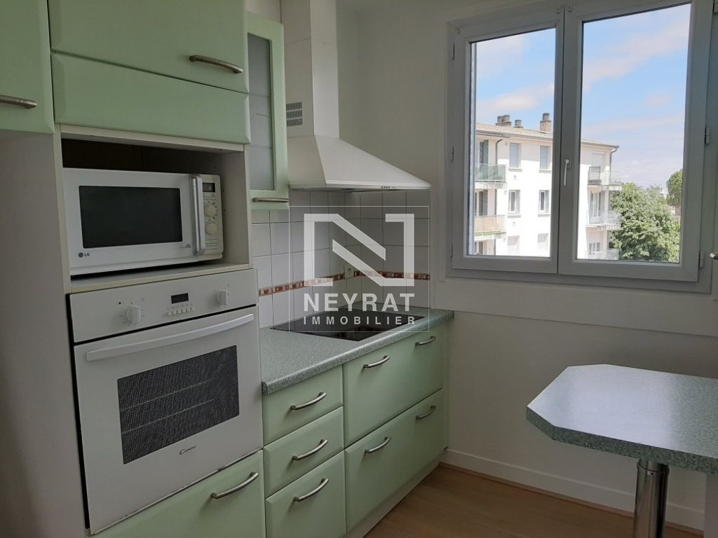 APPARTEMENT T3 - CHALON SUR SAONE - 61.21 m2 - LOU&Eacute;