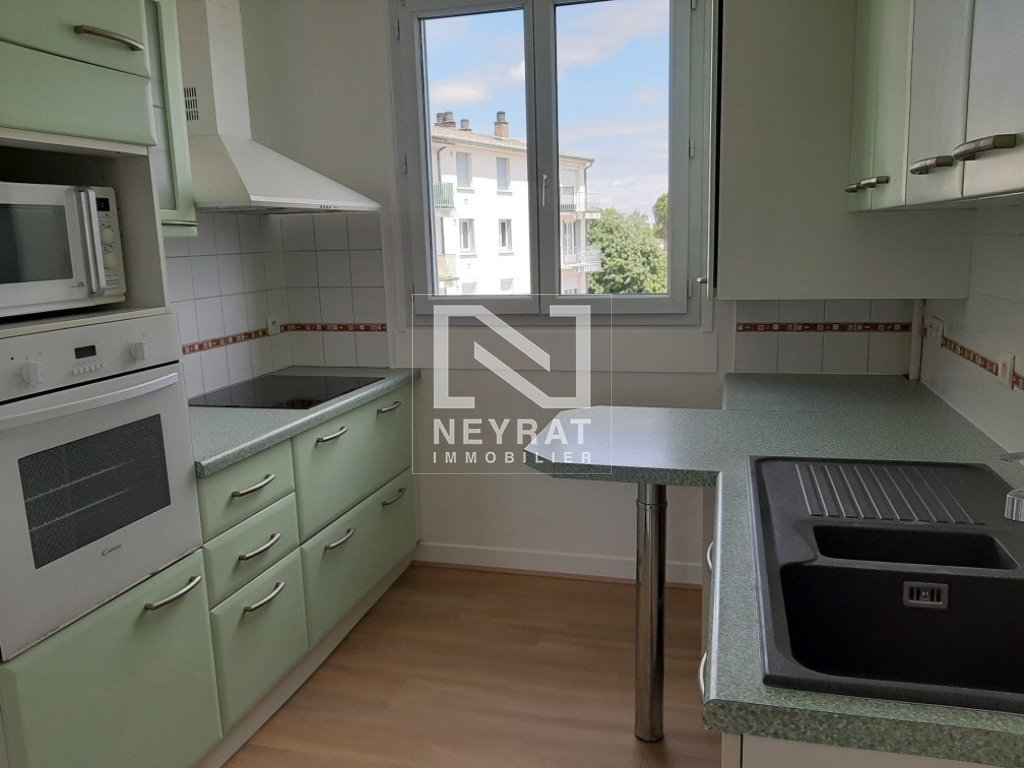 APPARTEMENT T3 - CHALON SUR SAONE - 61.21 m2 - LOU&Eacute;