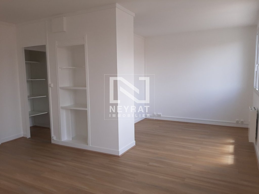 APPARTEMENT T3 - CHALON SUR SAONE - 61.21 m2 - LOU&Eacute;