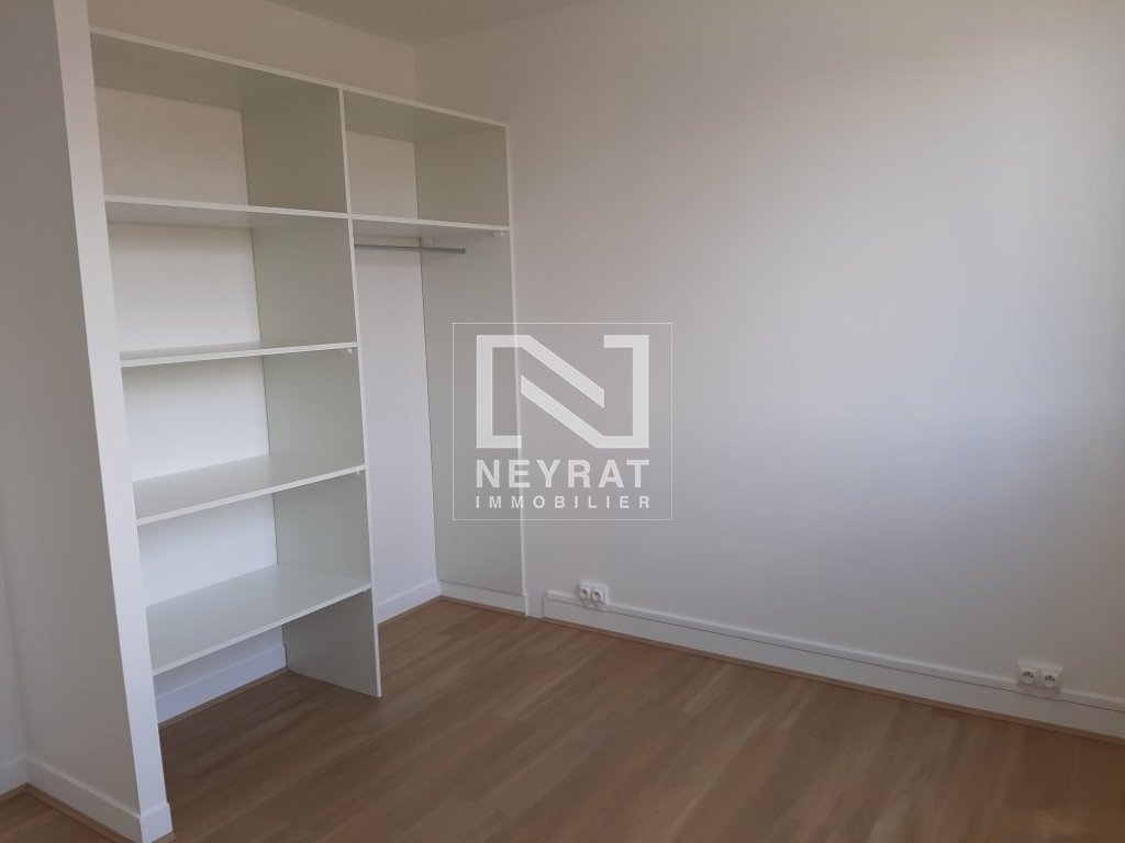 APPARTEMENT T3 - CHALON SUR SAONE - 61.21 m2 - LOU&Eacute;