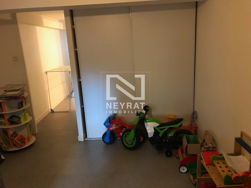 APPARTEMENT T3 A LOUER - CHALON SUR SAONE - 66.65 m2 - 615 &euro; charges comprises par mois