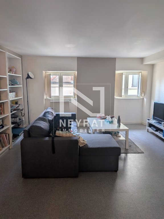 APPARTEMENT T3 A LOUER - CHALON SUR SAONE - 66.65 m2 - 615 &euro; charges comprises par mois