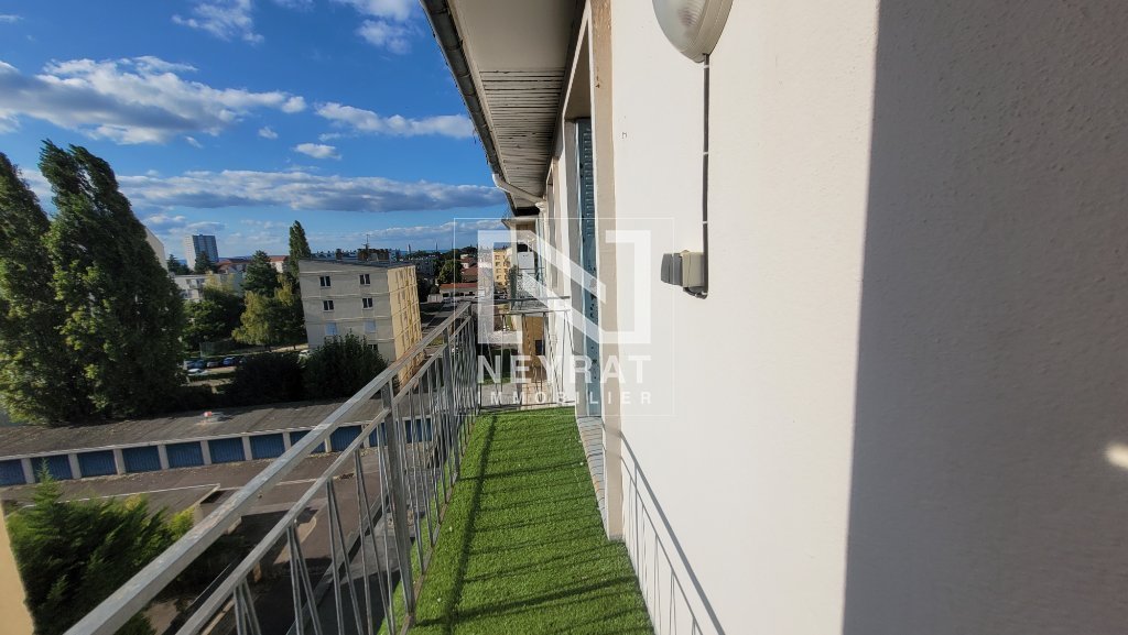 APPARTEMENT T3 A LOUER - CHALON SUR SAONE - 62.29 m2 - 650 &euro; charges comprises par mois