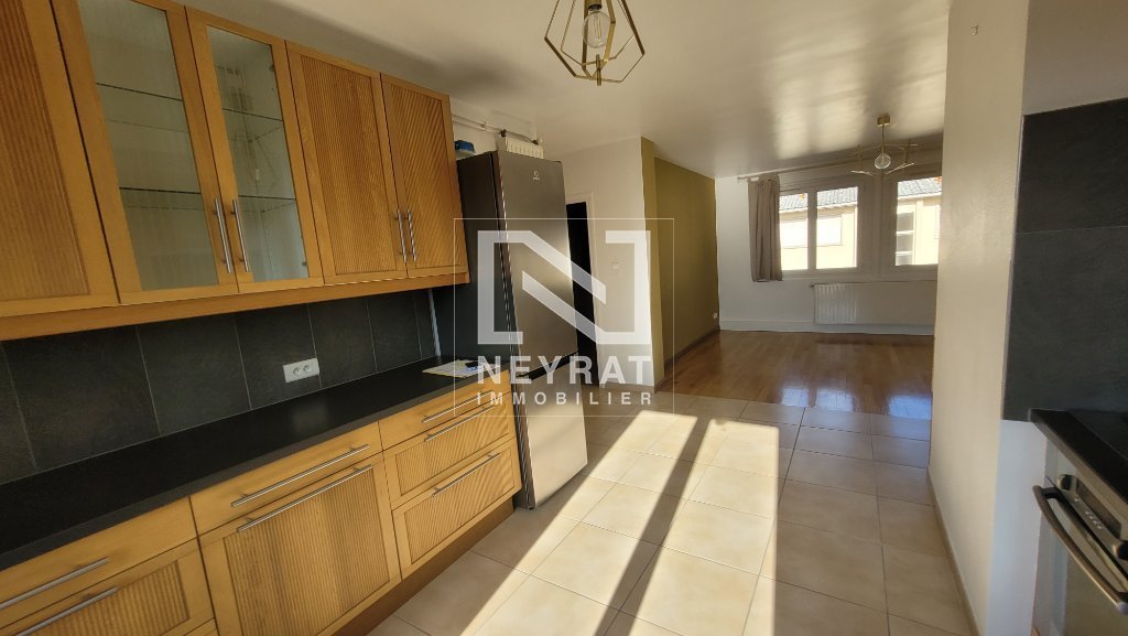 APPARTEMENT T3 A LOUER - CHALON SUR SAONE - 62.29 m2 - 650 &euro; charges comprises par mois