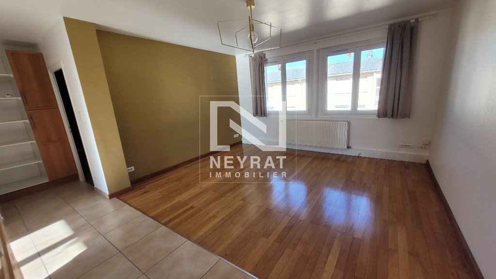 APPARTEMENT T3 A LOUER - CHALON SUR SAONE - 62.29 m2 - 650 &euro; charges comprises par mois