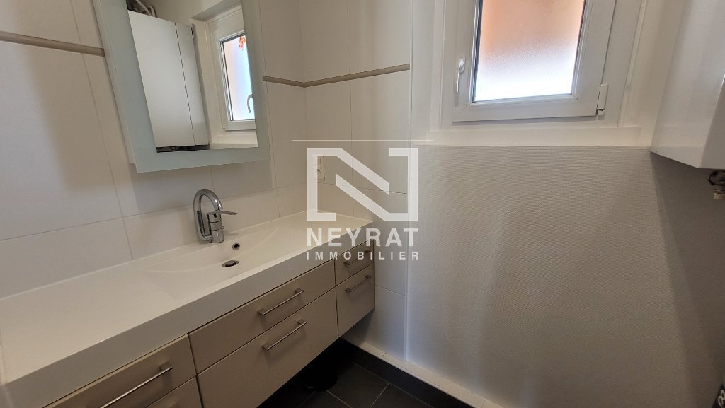 APPARTEMENT T3 A LOUER - CHALON SUR SAONE - 62.29 m2 - 650 &euro; charges comprises par mois