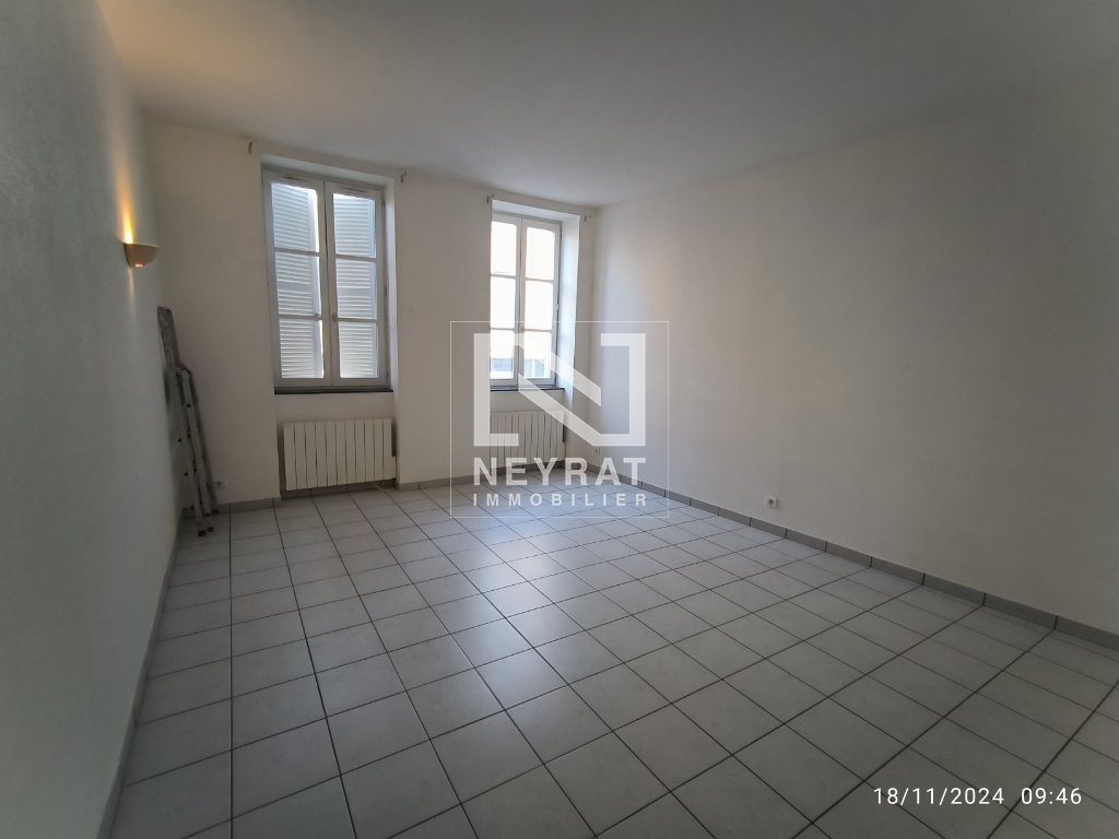 APPARTEMENT T3 A LOUER - CHALON SUR SAONE - 61.13 m2 - 560 &euro; charges comprises par mois