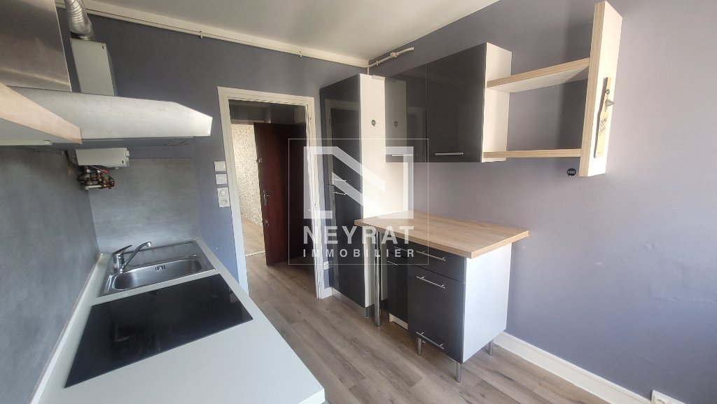 APPARTEMENT T3 A LOUER - CHALON SUR SAONE - 63.57 m2 - 820€ charges comprises par mois