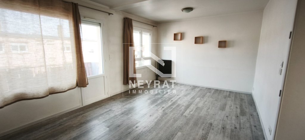 APPARTEMENT T3 A LOUER - CHALON SUR SAONE - 65.84 m2 - 730 &euro; charges comprises par mois