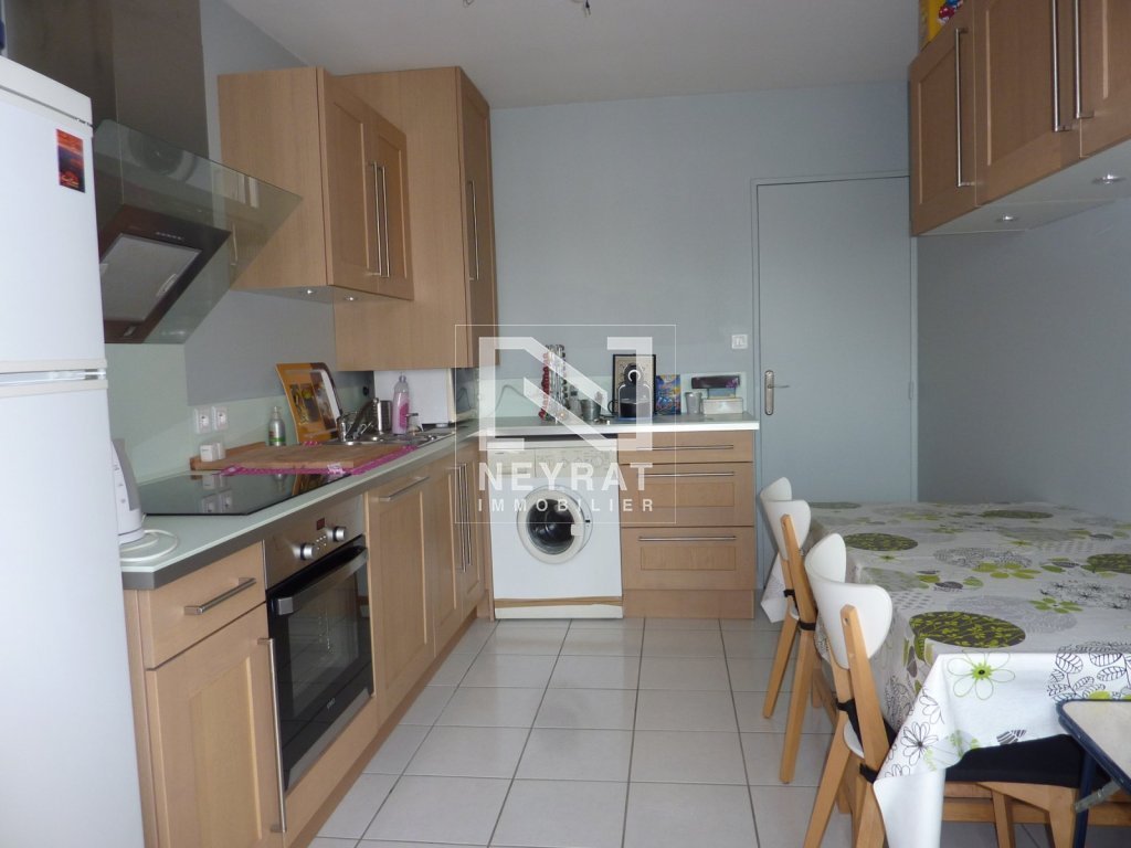 APPARTEMENT T3 MEUBLE - CHALON SUR SAONE - 68.52 m2 - LOU&Eacute;